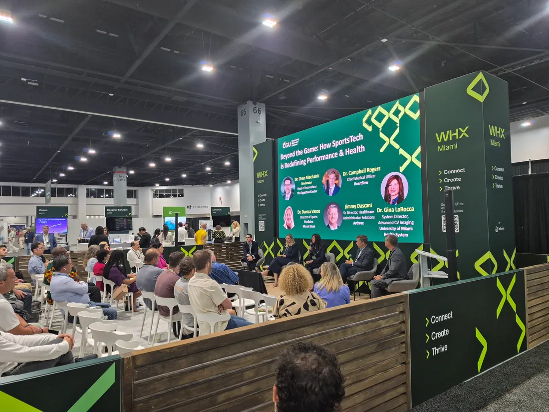 Networking on the WHX Miami Expo 2026 floor